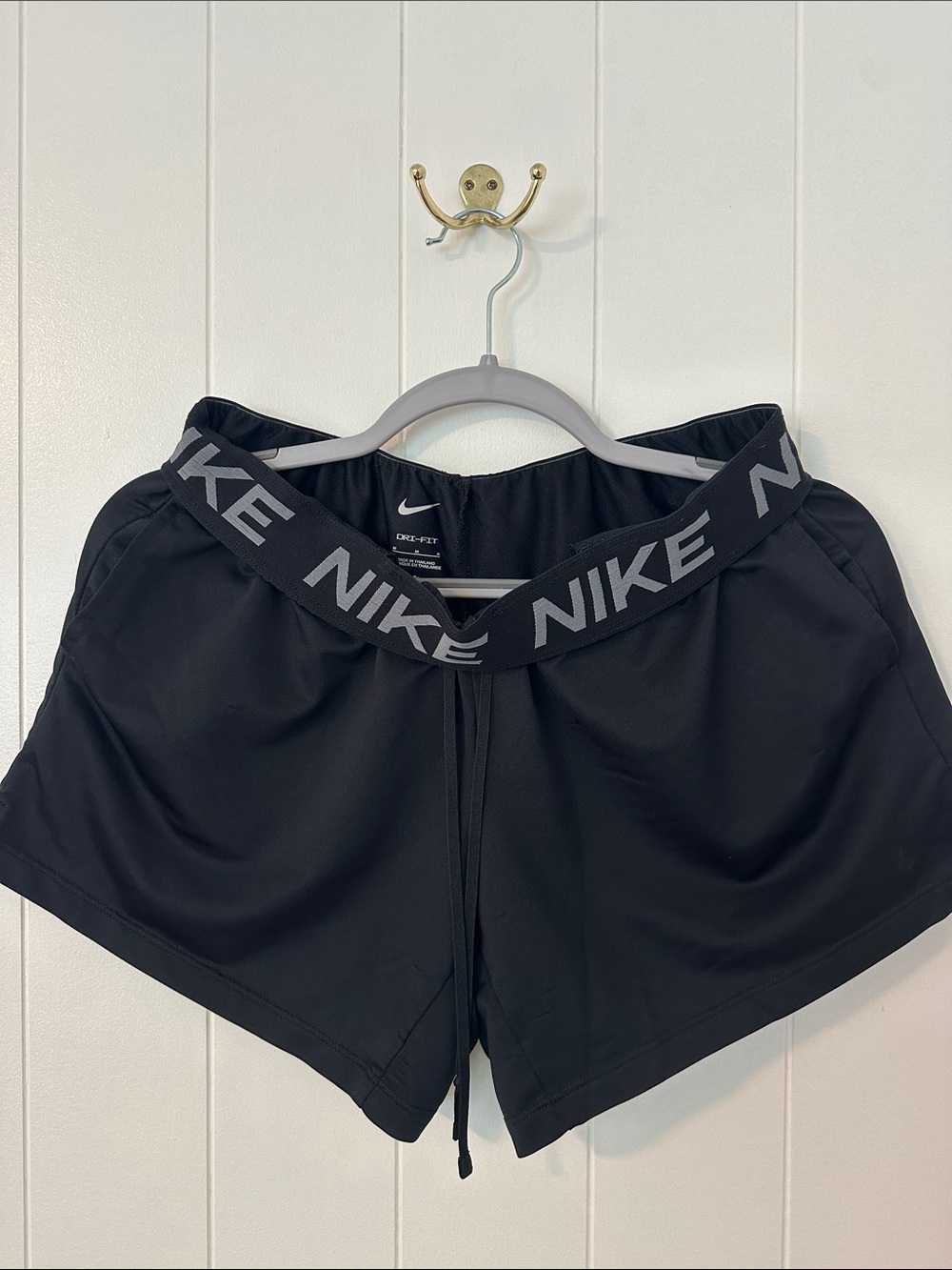 Nike Women’s Dri-FIT Shorts Size M